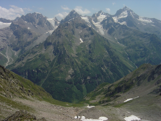 В долину Накры и на перевал Басса в августе 2012 (Альпинизм)