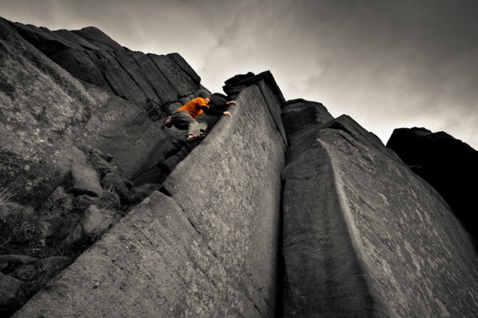 The appointment with Deat, Pics of the day, have a nice wekend! (www.twitter.com/@climbrockguide, black & white, uk, rock, bouldering, trad)