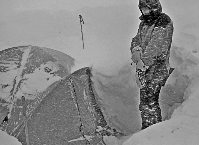 Просьба помочь подобрать легкую двух и трехместную палатку (Альпинизм)