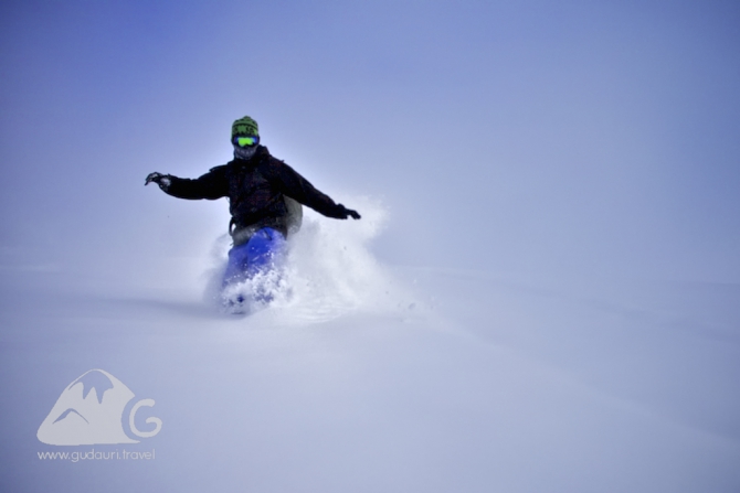 Cнег в Гудаури (Грузия) - состояние на 16.12.12 (Горные лыжи/Сноуборд, где снег)