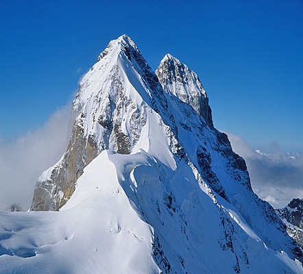 Граница на замке или Вершины ГКХ закрытые для восхождений. (Альпинизм)